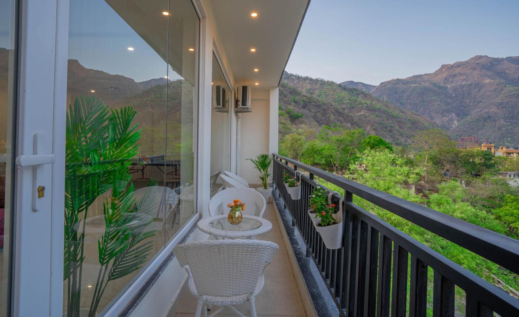Perfectstayz Alpine Near Laxman Jhula Rishīkesh Exterior foto