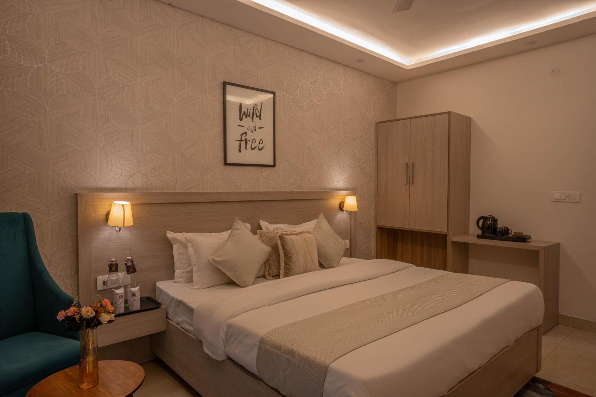 Perfectstayz Alpine Near Laxman Jhula Rishīkesh Exterior foto